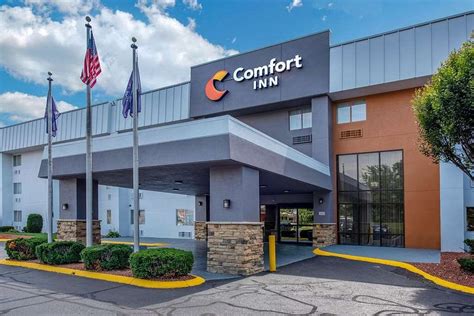 Comfort Inn Dickinson Pet Policy Comfort Inn Dickinson welcomes two pets of any size in designated rooms for an additional fee of 25 per pet, per night. . Comfort inn pet policy